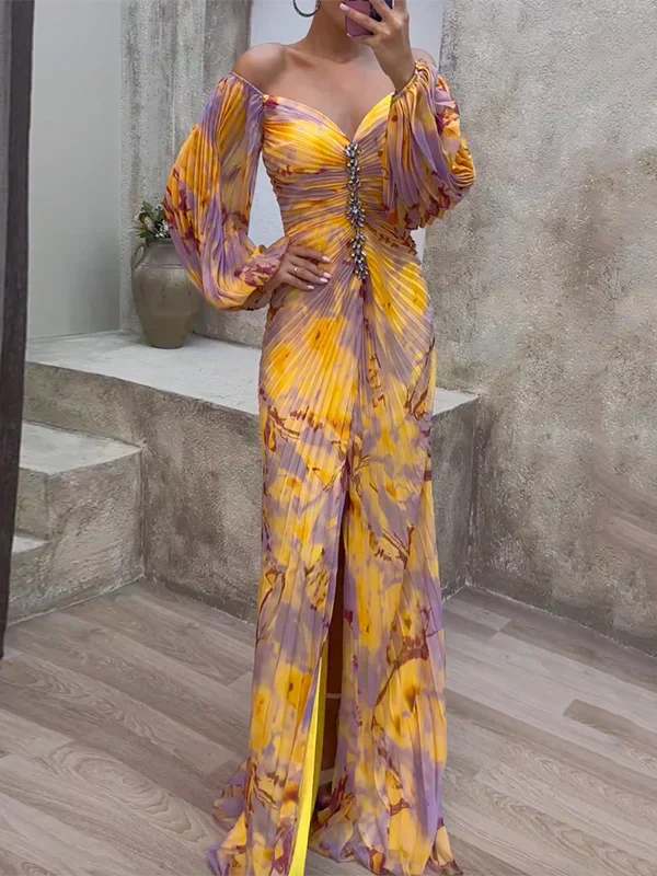 Luxurious V-Neck Chantilly Lace Figure Flattering Silhouette For Wedding Guests Dress
