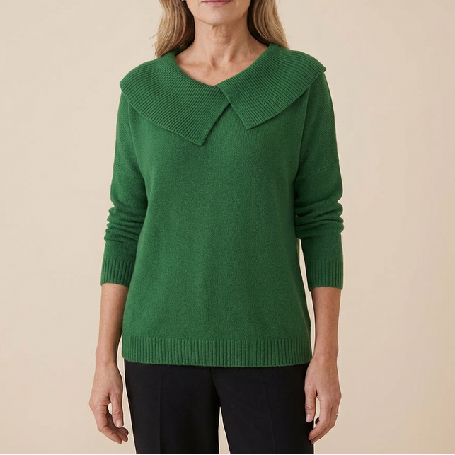 Collara – Asymmetrical Collar Knitted Sweater
