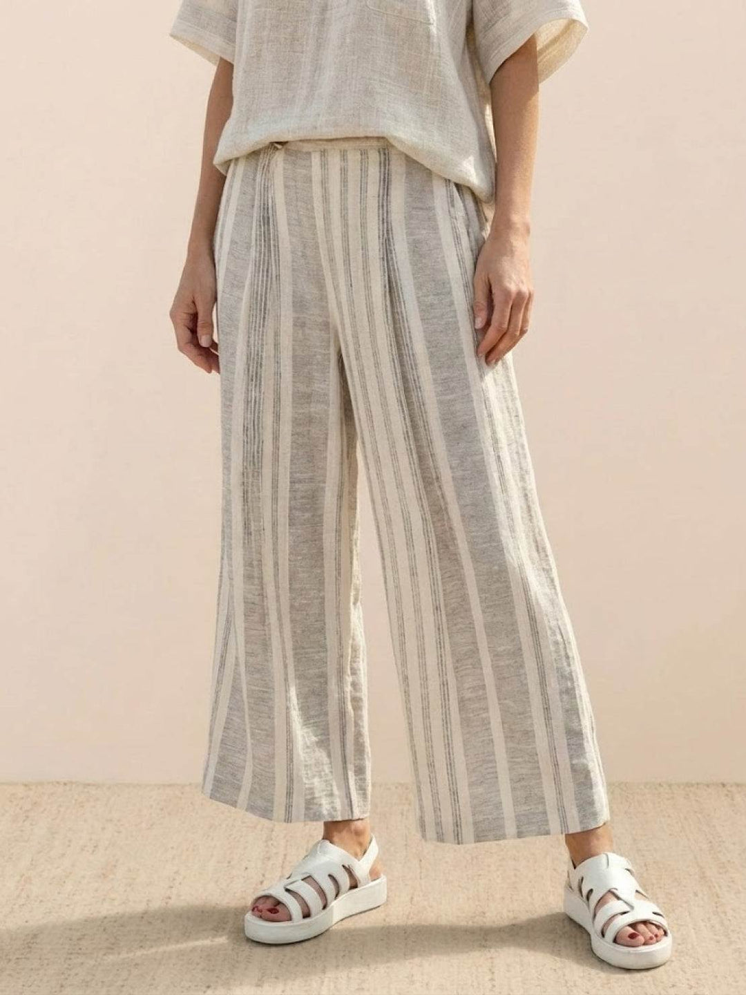 Wren | Striped Two-Piece Set with Wide-Leg Trousers and Tee