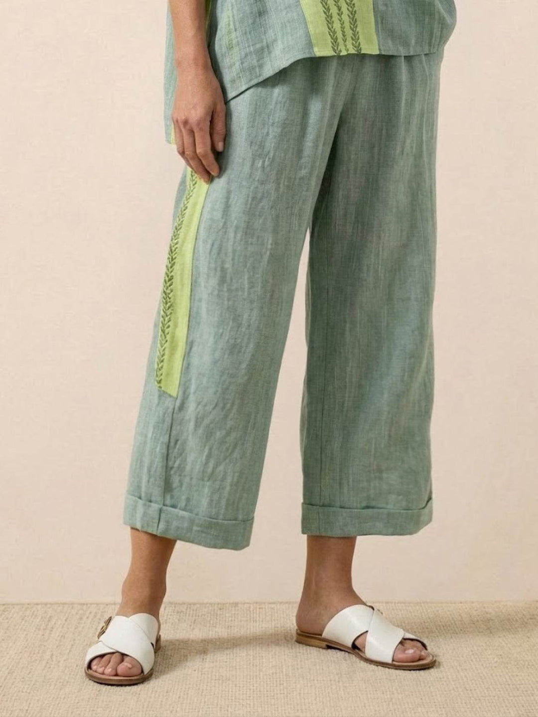 Wren | Striped Two-Piece Set with Wide-Leg Trousers and Tee