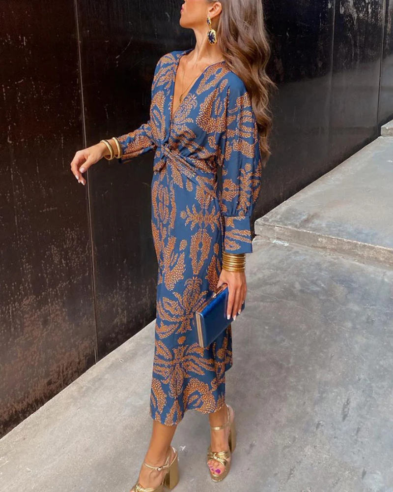 Timeless Elegant Long Sleeve Flowing Chiffon Maxi Evening Dress for Sophisticated Women