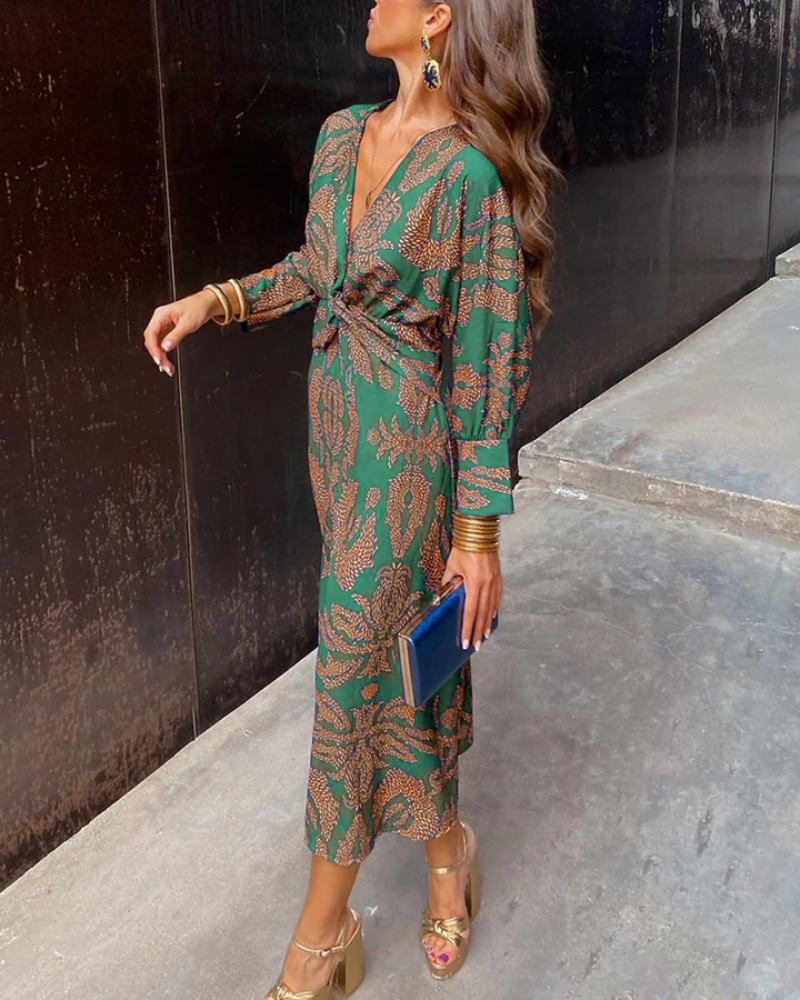 Timeless Elegant Long Sleeve Flowing Chiffon Maxi Evening Dress for Sophisticated Women