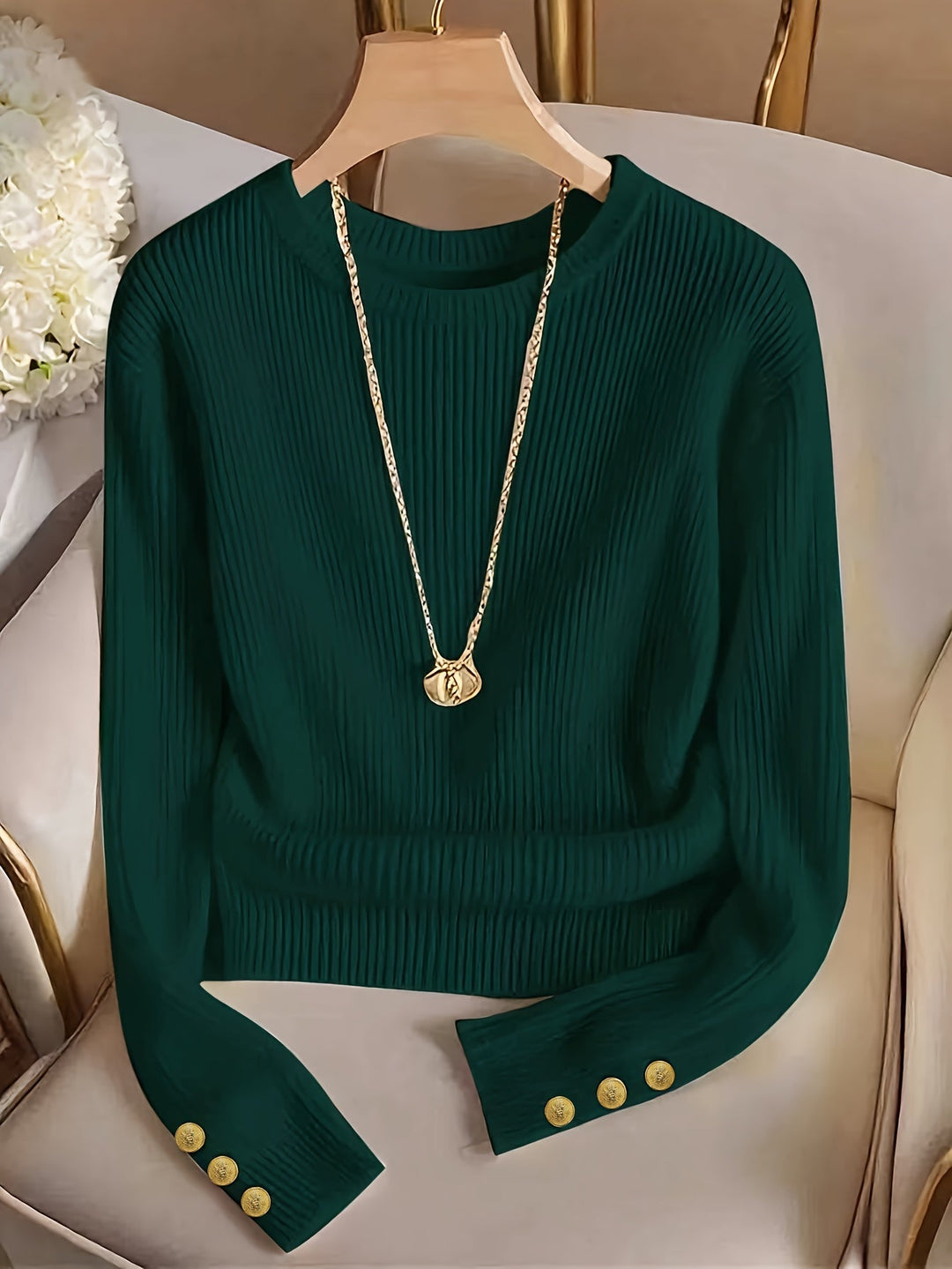 Gretchen | Ribbed Sweater with Buttons on the Sleeves