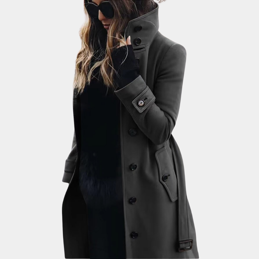 Clara Jas: Chic, Warm & Versatile Outerwear