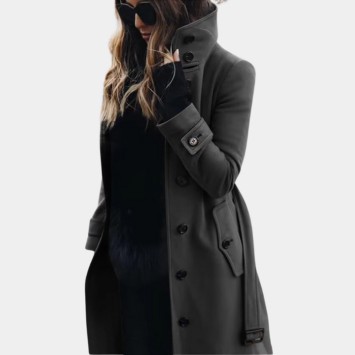 Clara Jas: Chic, Warm & Versatile Outerwear