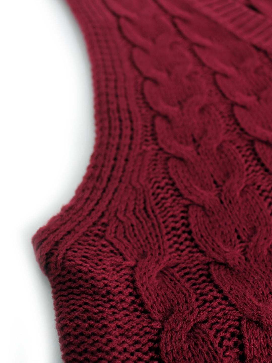 Cora | Cozy Cable Knit V-Neck Sweater Vest