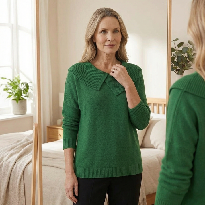 Collara – Asymmetrical Collar Knitted Sweater