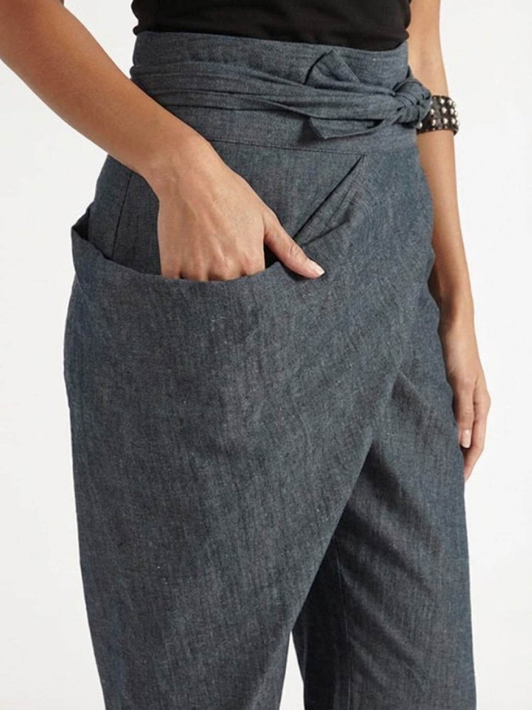 Laurel | Cropped Tapered Trousers with High Waist and Wrap Front