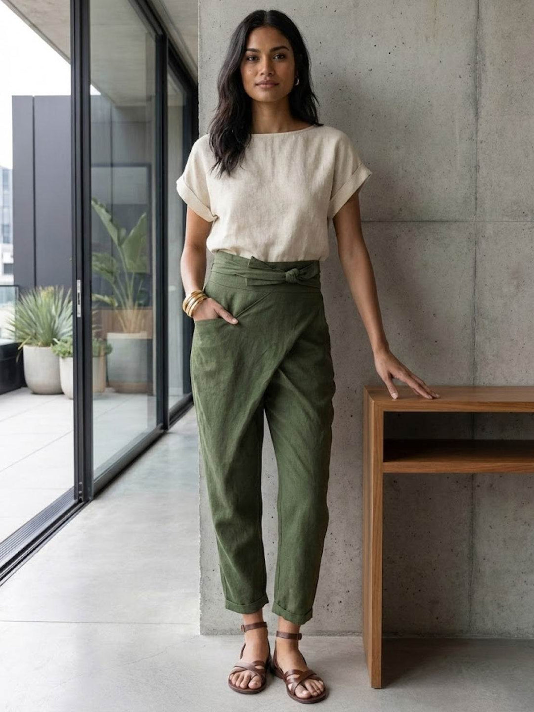Laurel | Cropped Tapered Trousers with High Waist and Wrap Front