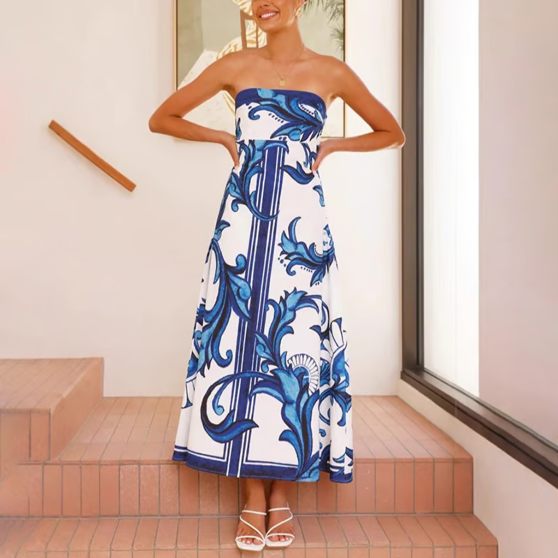 Timeless Retro Printed Floral Wedding Guest Dress With Flattering Silhouette