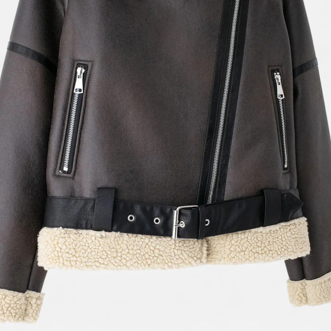 Lilla | Structured Belt Made of Decomposed Leather