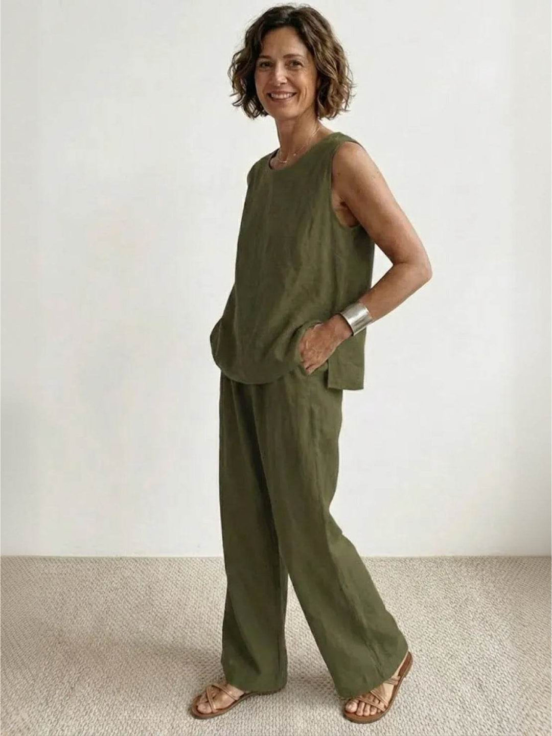 Alina | Sleeveless Tank Top with Matching Wide-Leg Trousers