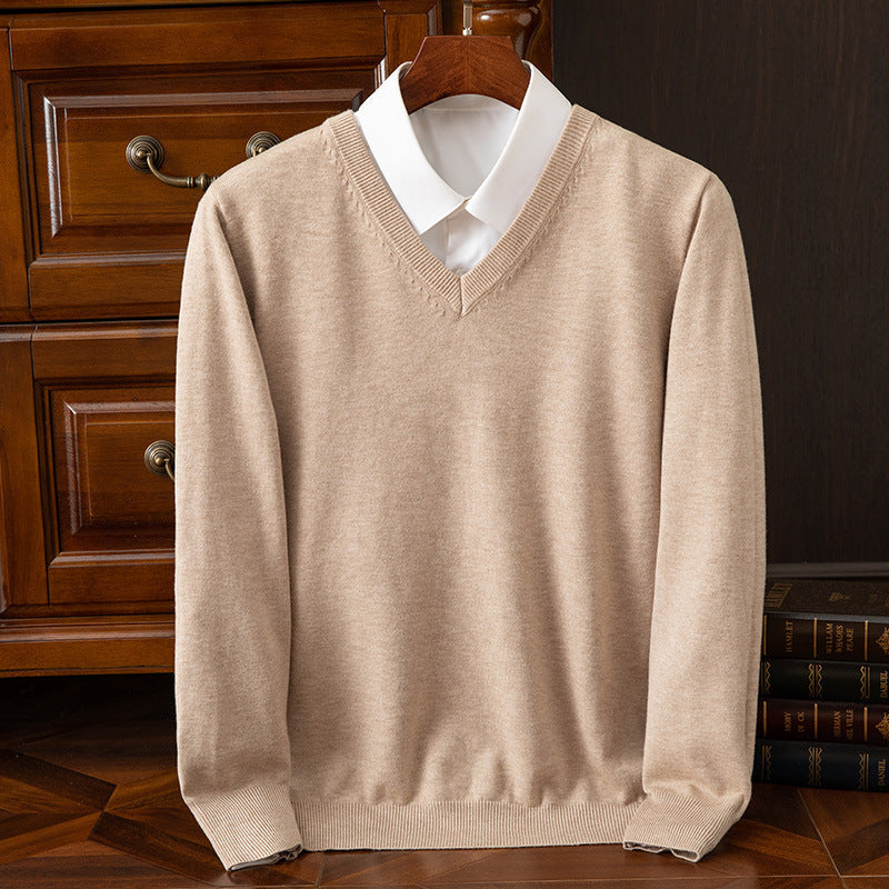 Men's V-Neck Sweater Made of Merino Wool