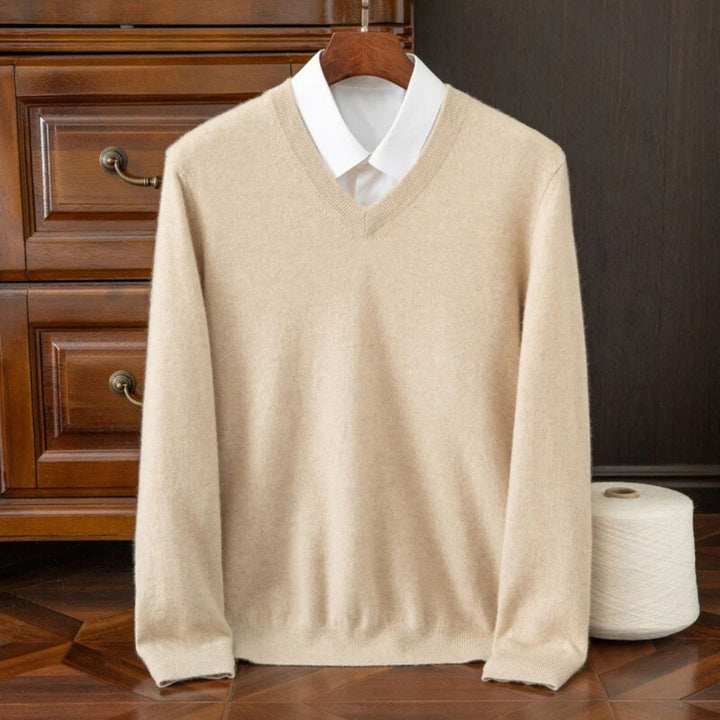 Men's V-Neck Sweater Made of Merino Wool