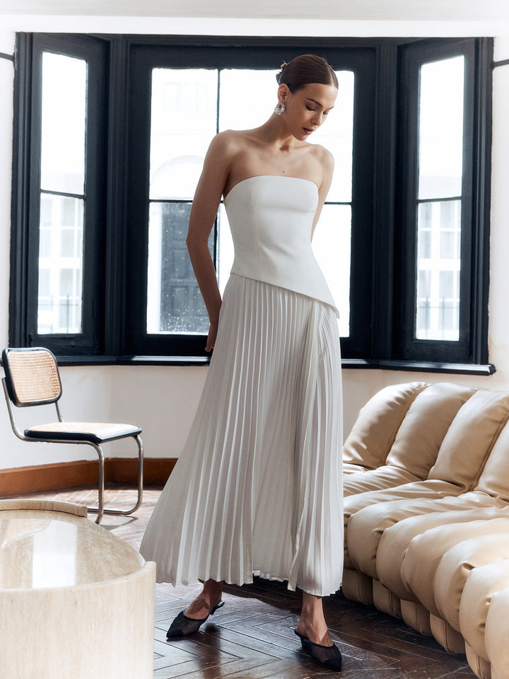 Women’s Strapless Georgette Maxi Dress – Luxurious Pleated Statement Silhouette Side Split Dress