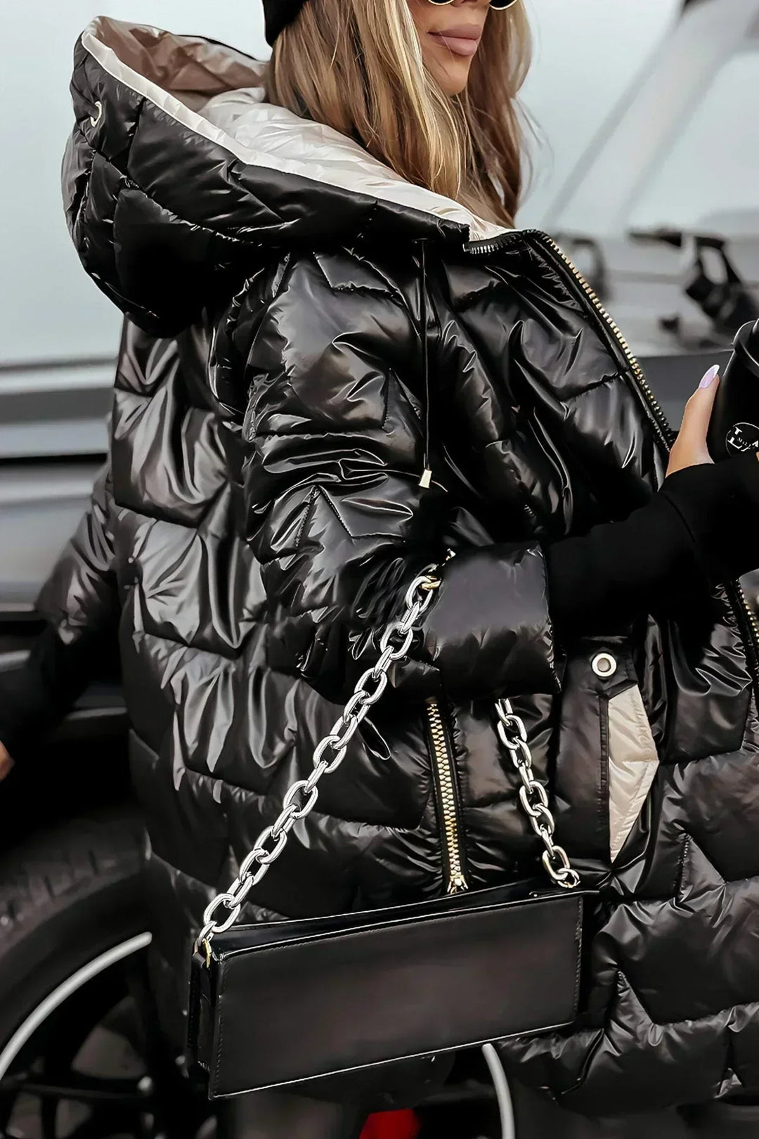 Thyra | Modern Hooded Timeless Puffer Jacket