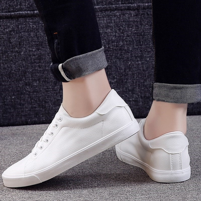 Men's Slip-On Leather Sneakers