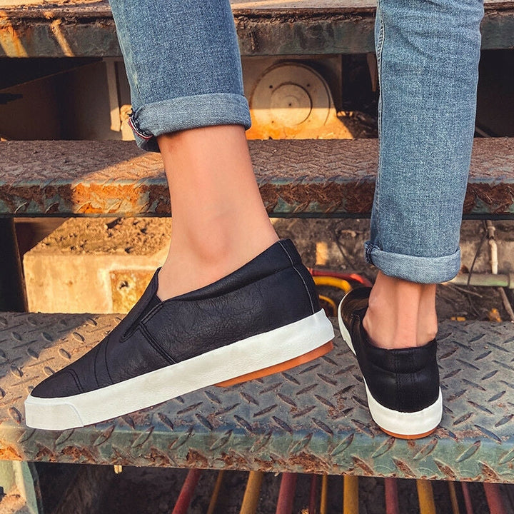 Men's Slip-On Leather Sneakers