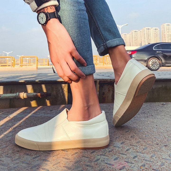 Men's Slip-On Leather Sneakers