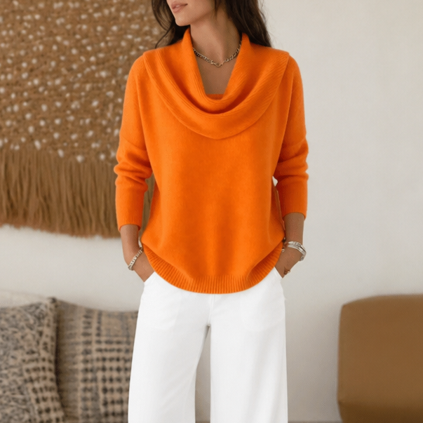 Draveline – Sweater with Collar and Drape