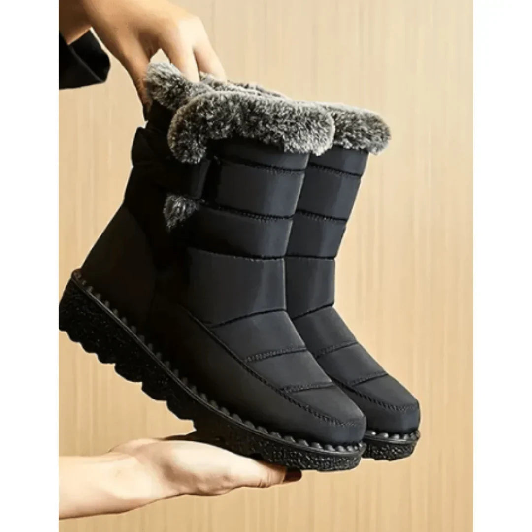 Women’s Winter Snow Boots with Faux Fur Lining