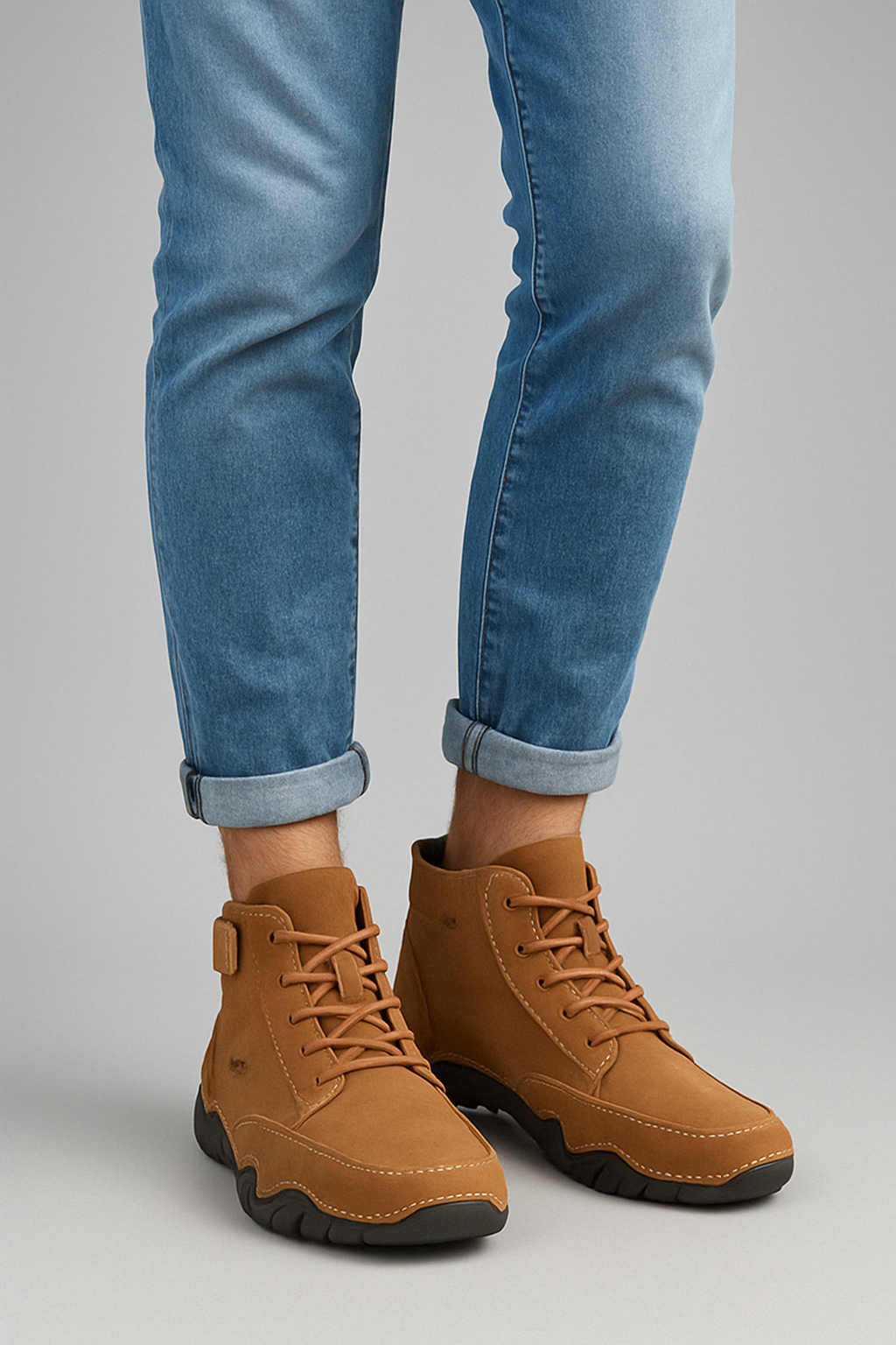 Unisex Natural Feel Boots with Laces