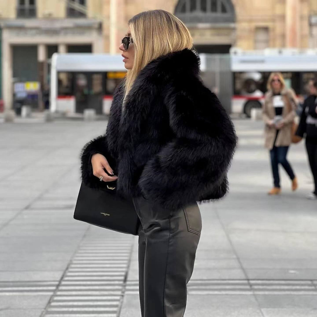 Zsófia | Long Understated Overcoat